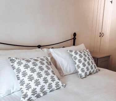 Burford Hotel | The Fox at Barrington