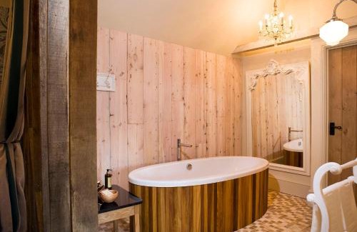 Bury St Edmunds Hotel | The Fox by Greene King Inns