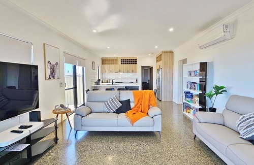 Kalbarri House | The Foxes Escape – Full House | Kalbarri | Sleeps 8 | Views & Wildlife