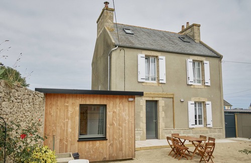 Plouneour-Trez House | The Saint Pierre house