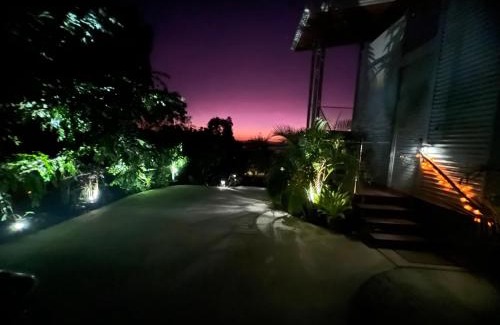 Cooktown Bed & Breakfast | The Frangipani Suite - One bedroom apartment in Cooktown