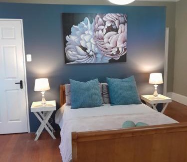 George Apartment | The French Corner on Caledon