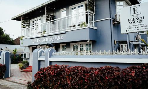 Sea View Ward House | The French Square