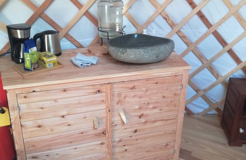 Haut-Bois Cabin | The Froidefontaine Yurt