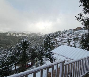 Mukteshwar Villa | The Frozen Valley 4BHK Villa