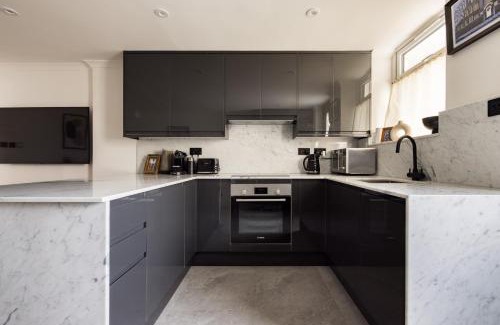 Fulham Broadway Apartment | The Fulham Broadway Apartment