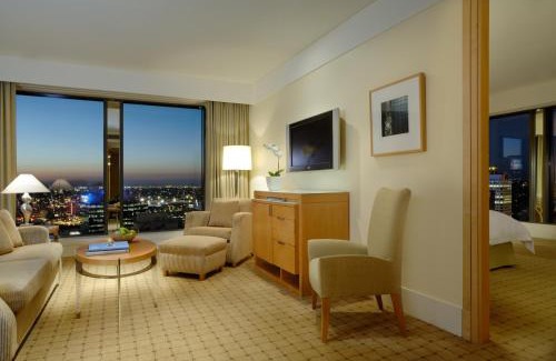 Sydney Central Business District Hotel | The Fullerton Hotel Sydney