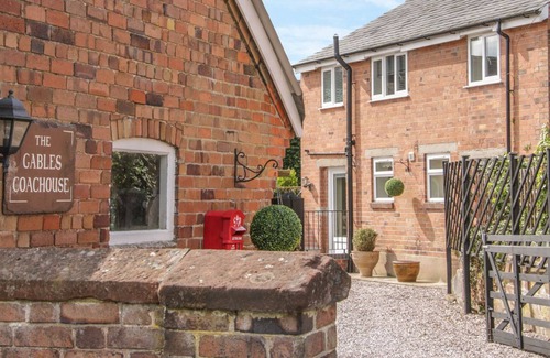 Burlton Apartment | THE GABLES COACH HOUSE, family friendly, with a garden in Burlton
