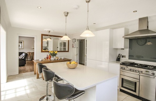 Trearddur Bay Cottage | THE GABLES, pet friendly, with a garden in Trearddur Bay