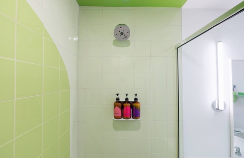 East Hill Hotel | The Gallatin 316, Colorful Boutique Hotel