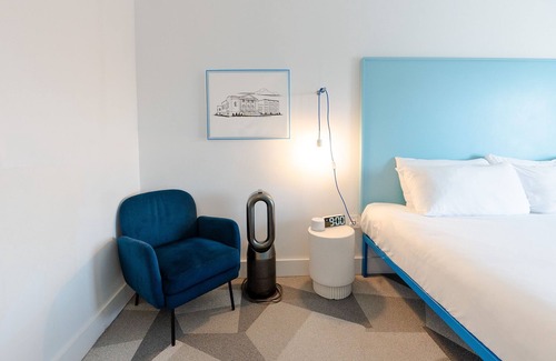 East Hill Hotel | The Gallatin [319] - 2 miles to Nissan Stadium