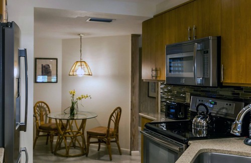 Historic Seaport Condo | The Galleon Resort in Beautiful Key West. Amazing Views! 2 bedroom villa!