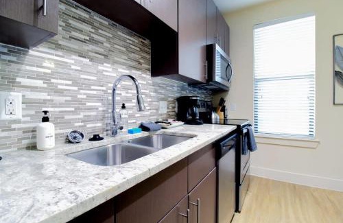 Houston Apartment | The Galleria at Tate - Spacious 1BR in Uptown Houston