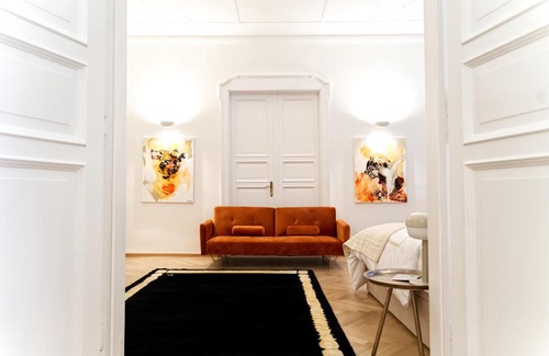 Steinhausen Apartment | The Gallery