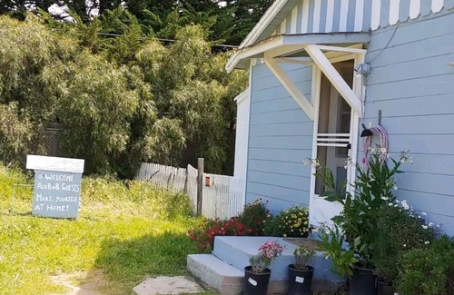 Callender Cottage | The Ganja Getaway 420 friendly cottage at cannabis farm on the PCH Highway 1.