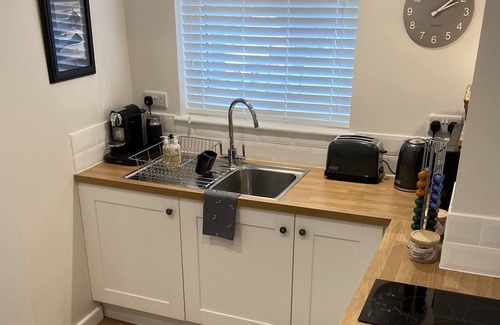 Royal Tunbridge Wells Cottage | The Garden Annex. A tiny home from home!
