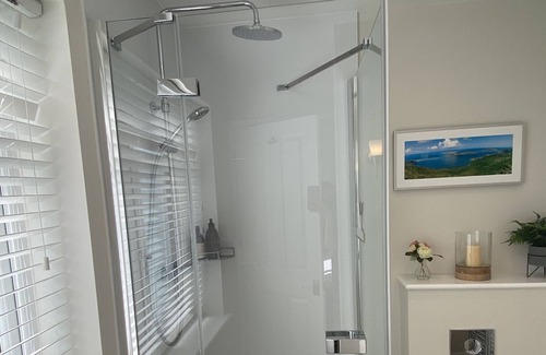 Royal Tunbridge Wells Cottage | The Garden Annex. A tiny home from home!