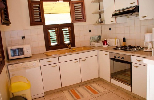 Gros-Morne House | The Garden Cottage, a traditional island home in the heart of Martinique