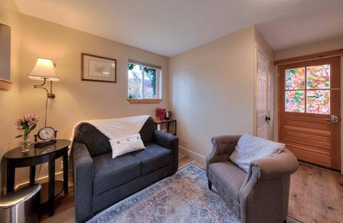 Moab House | The Garden Cottage (Cali Cochitta)