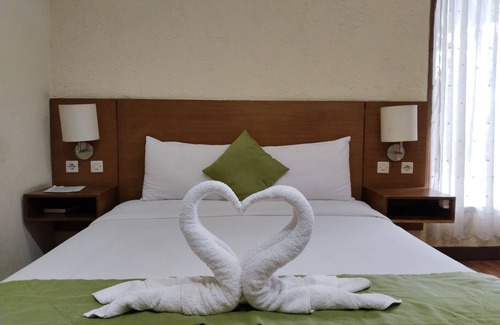 Pancawati House | The Garden Family Guest House powered by Cocotel.