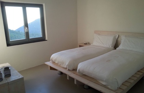 Sori Bed & Breakfast | the Garden of Fe surrounded by greenery between sea and mountains