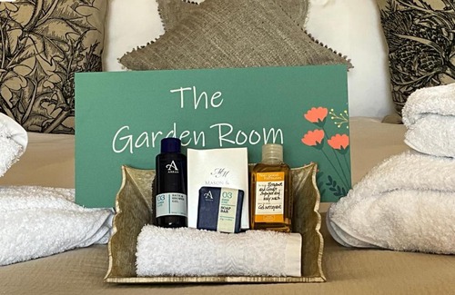 Kilmory Bed & Breakfast | The Garden Room at Amelia Cottage