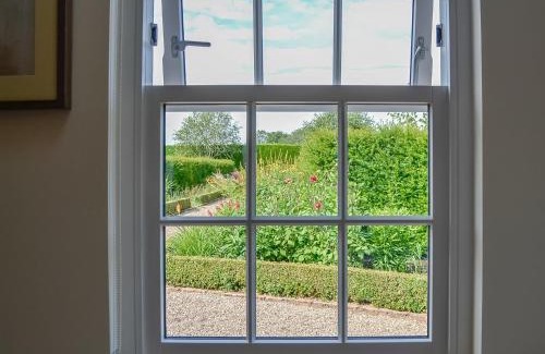 Montrose House | The Garden Rooms