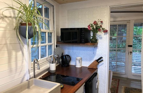 Burradoo House | The Gardener's Cottage