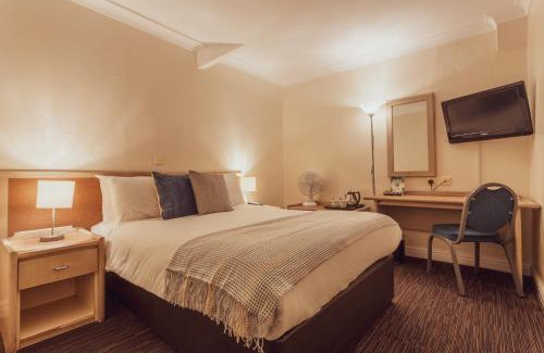 Manchester City Centre Hotel | The Gardens Hotel