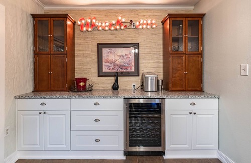 Lubbock House | The Gaston Haus - 4 Bedroom/2 Bath European Experience