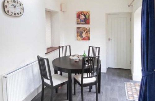 Middleham House | The Gatehouse