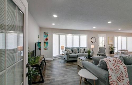 Clarksville House | The Gathering Place At Hilltop Acres