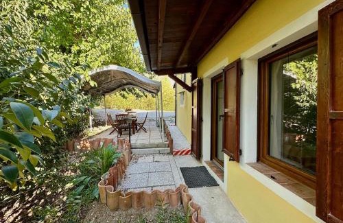 Bettolelle Apartment | the Gelso in historic villa with pool in Senigallia