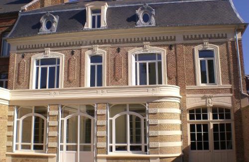 Saint-Honore - Jeanne d'Arc Bed & Breakfast | The Gem