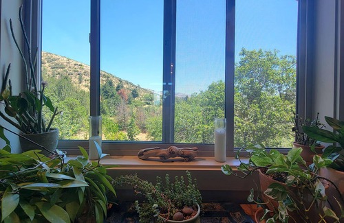 Ashland House | The Gem House ~ With a Pool, Relaxing Hot tub and Gorgeous Mountain Views!