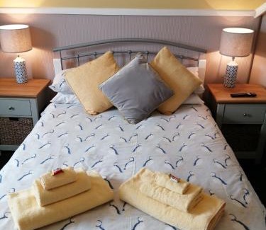 Weymouth Bed & Breakfast | The George B & B