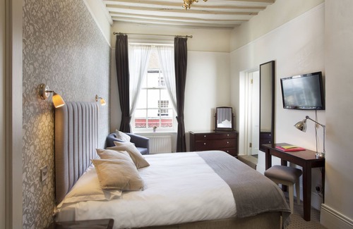 Cranbrook Hotel | The George Hotel