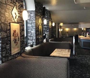Montrose Hotel | The George Hotel