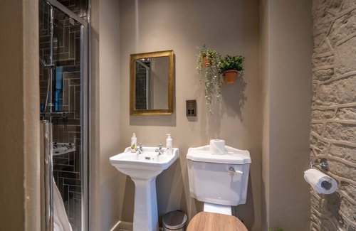 Norton St. Philip Hotel | The George Inn and The Plaine