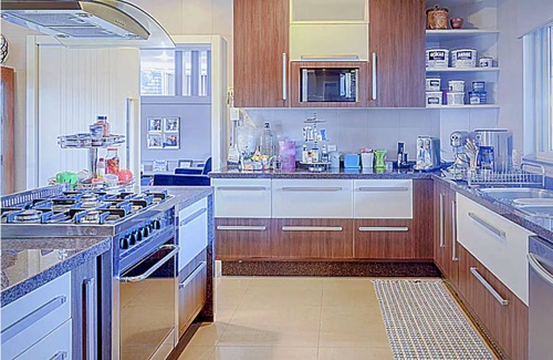Foz do Iguacu House | The Getaway luxury condo Close to all Iguassu Atracttions