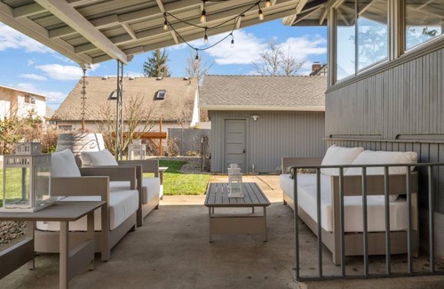 Newberg House | The Getaway Newberg