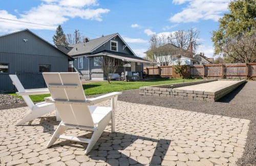 Newberg House | The Getaway Newberg