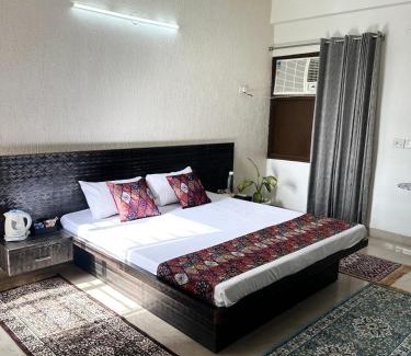 Sikandra Apartment | The Giri Nandani Stays Agra