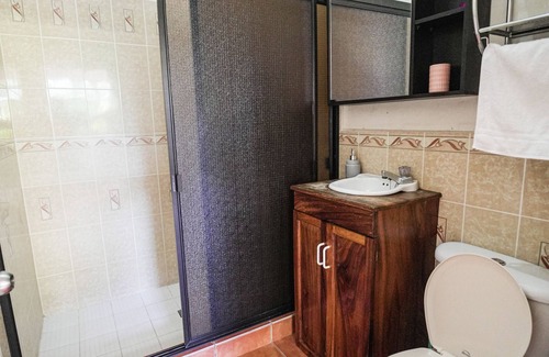 Tamanique House | THE GLASS HOUSE! beautifully decorated beach home in Atami!