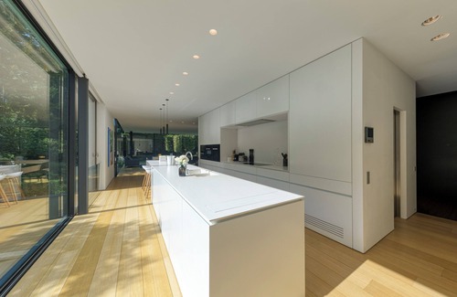 Ukkel Villa | The Glass Manor