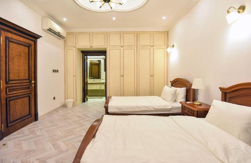 Doha Villa | The Glasshouse