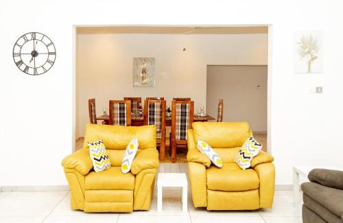 Adenta Apartment | The Glenn House
