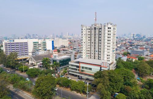 Tomang Apartment | The Gloria Suites Grogol