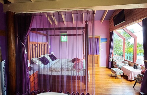 Lakes Entrance Bed & Breakfast | The Goat and Goose B&B