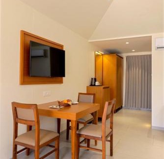 Daman Hotel | The Gold Beach Annexe